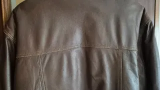 Chaqueta de piel marrón talla 50