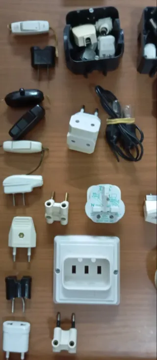 Lote material eléctrico