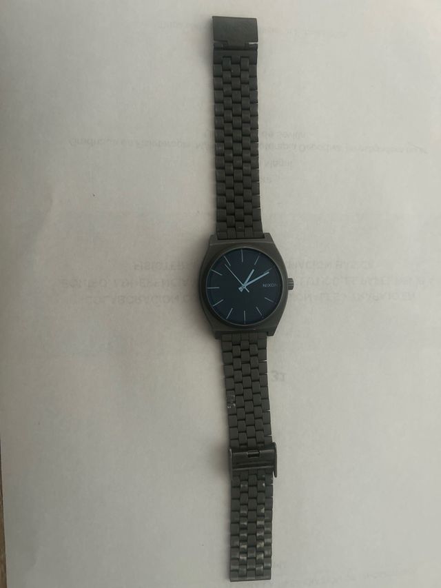 Reloj Nixon Gris y Azul