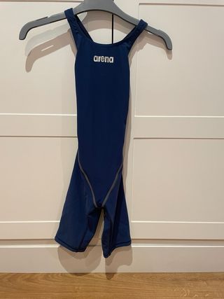 Bañador Arena Powerskin ST Niña. Talla 12/13