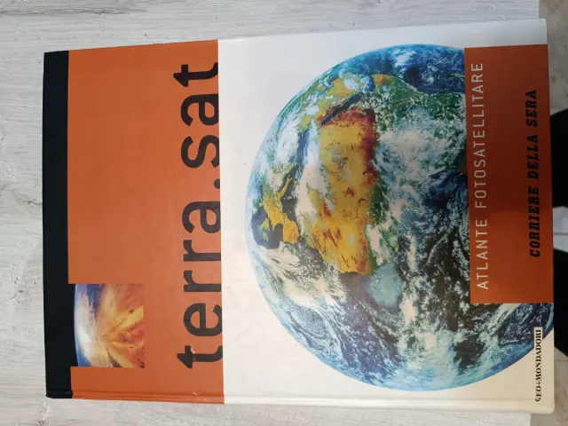 Atlante foto satellitare Corriere della Sera