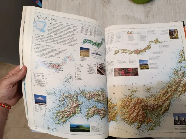 Atlante foto satellitare Corriere della Sera