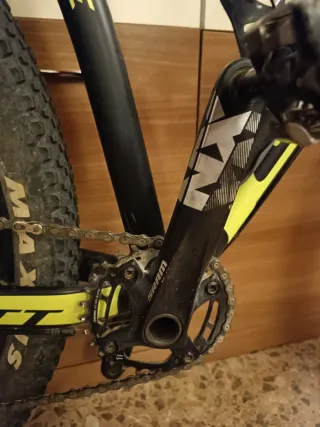 Bicicleta Scott Scale 945