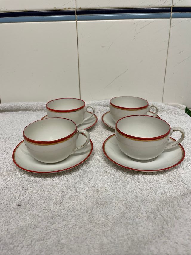 Juego de café para 4.