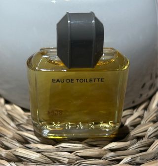 Collezione di miniature di profumi