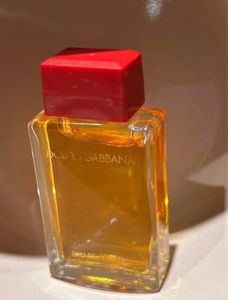 Collezione di miniature di profumi