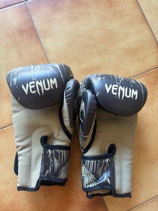 Guantes de Boxeo Venum Diseño Tigre