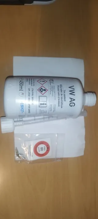 VW AG Kit Reparación Pinchazos Neumáticos