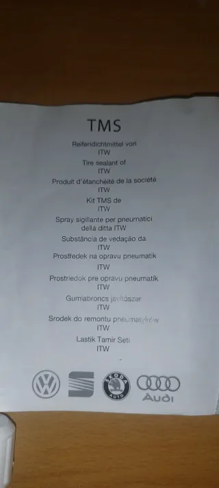 VW AG Kit Reparación Pinchazos Neumáticos