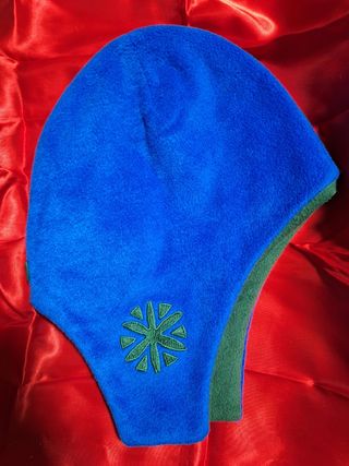 Cappello Nici in pile blu e verde