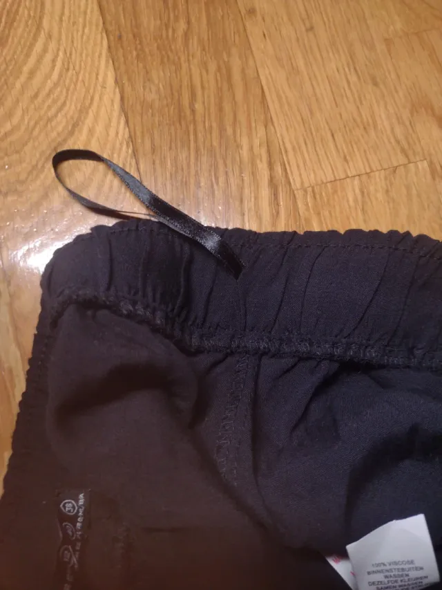 Pantalón fino cómodo fresco negro