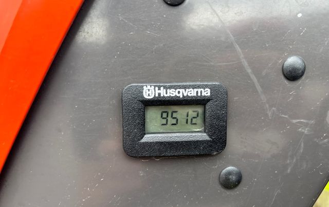 Cortacésped Husqvarna P 524 AWD