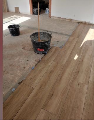 Porcelánico imitación madera 23x120