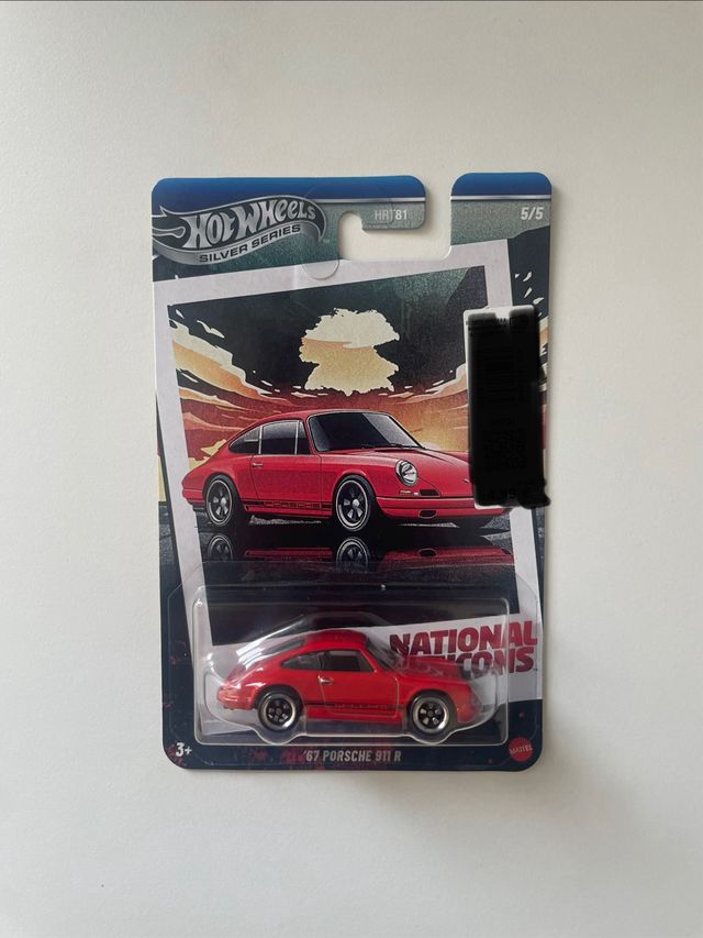 Hot Wheels Porsche 911 R Argento