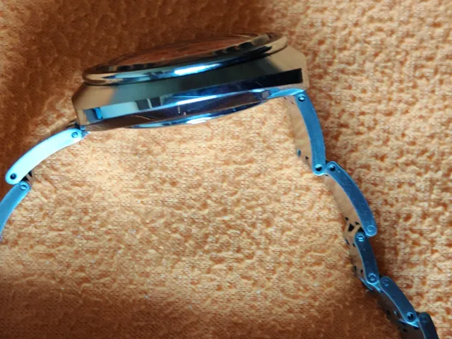 Reloj Seiko 5 Sports UFO Naranja