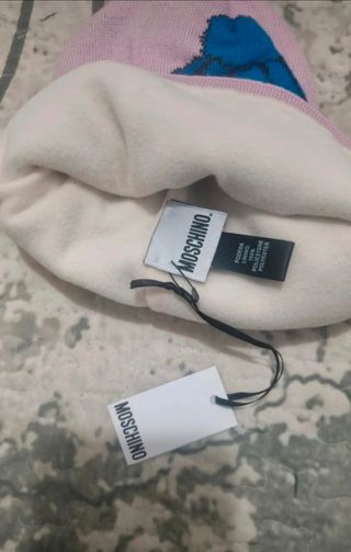 Gorro Moschino Sin Estrenar
