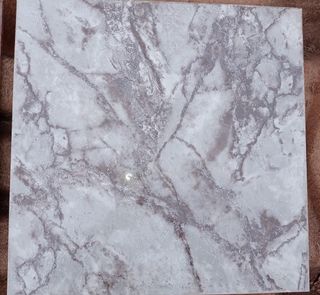 Suelo.8€m² 2'5m²