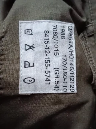 Parka militar alemana con forro interior verde