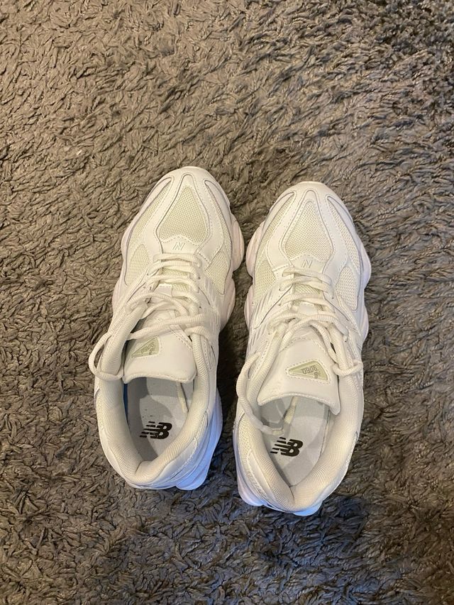 New Balance 9060 Blancas