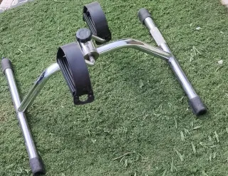 Pedaleador de ejercicio regulable básico