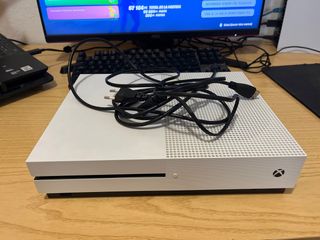 Xbox One S Blanca