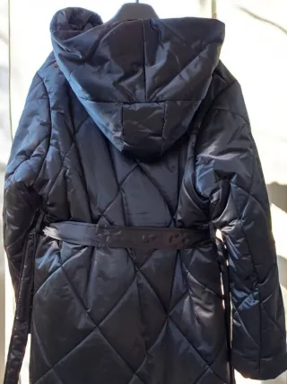 Giaccone trapuntato con cappuccio