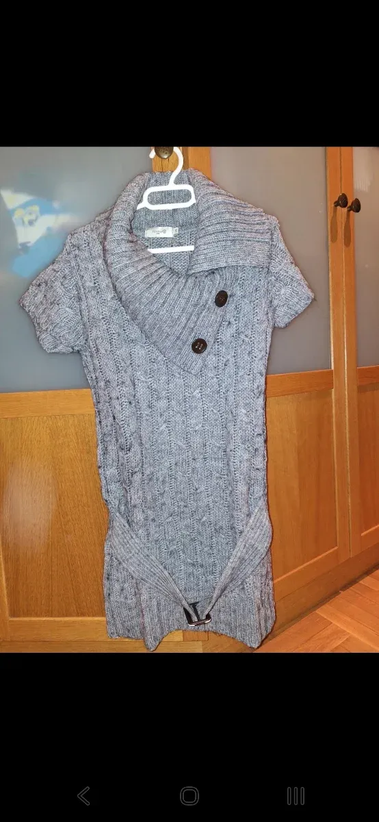 Vestido de punto gris