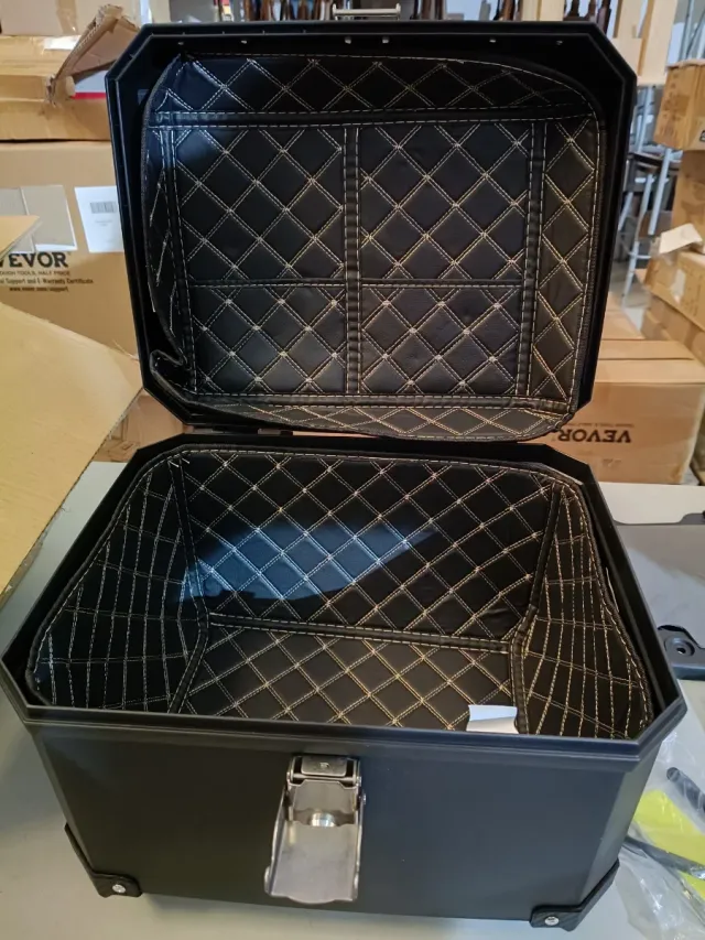 Cajón para moto Negro