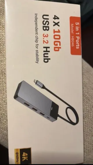 Hub Adaptador OBERSTER USB-C
