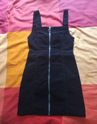 Vestido Peto Pana Negro Cremallera.