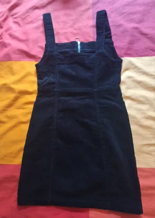 Vestido Peto Pana Negro Cremallera.