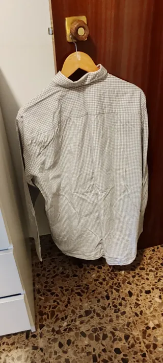 Camisa de manga larga a cuadros