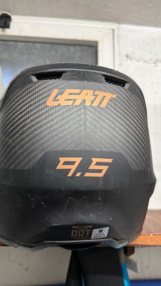 Casco Leatt 9.5 Carbono + Gafas talla M