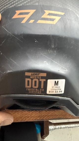 Casco Leatt 9.5 Carbono + Gafas talla M