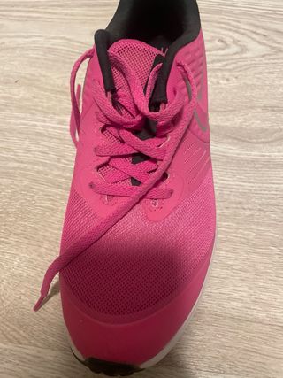 Zapatilla Nike Rosa y Blanca