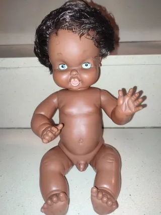 Muñeca antigua de vinilo