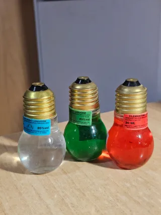 3 Bottigliette Liquore Lampadina Vintage