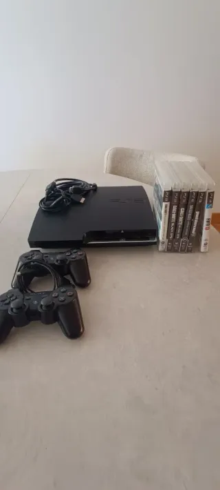 PlayStation 3 + 6 Videogiochi