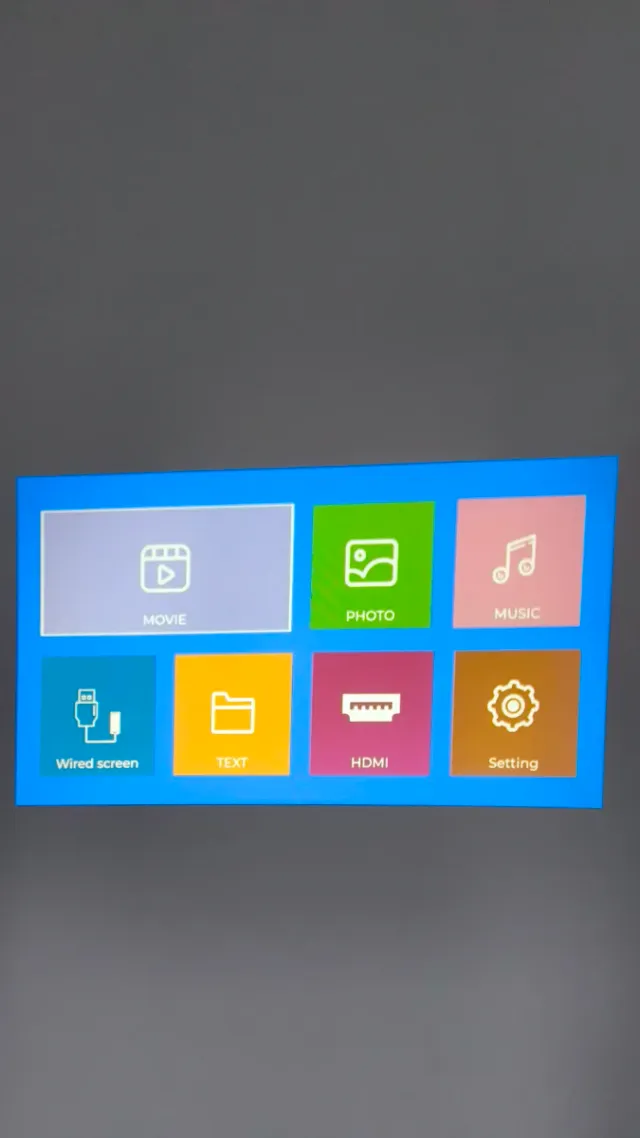 Proiettore portatile bianco