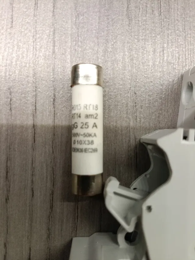 Portafusibile ABB E 91hN/32