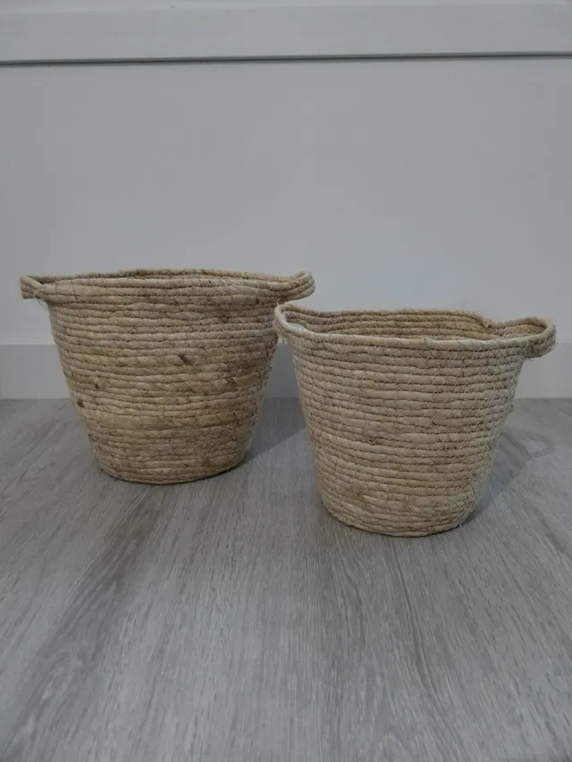 Cestas de mimbre y yute (2 unidades)