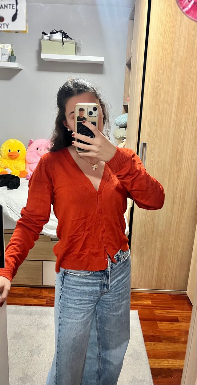 Chaqueta cuello pico teja, marca Zara, talla XL.