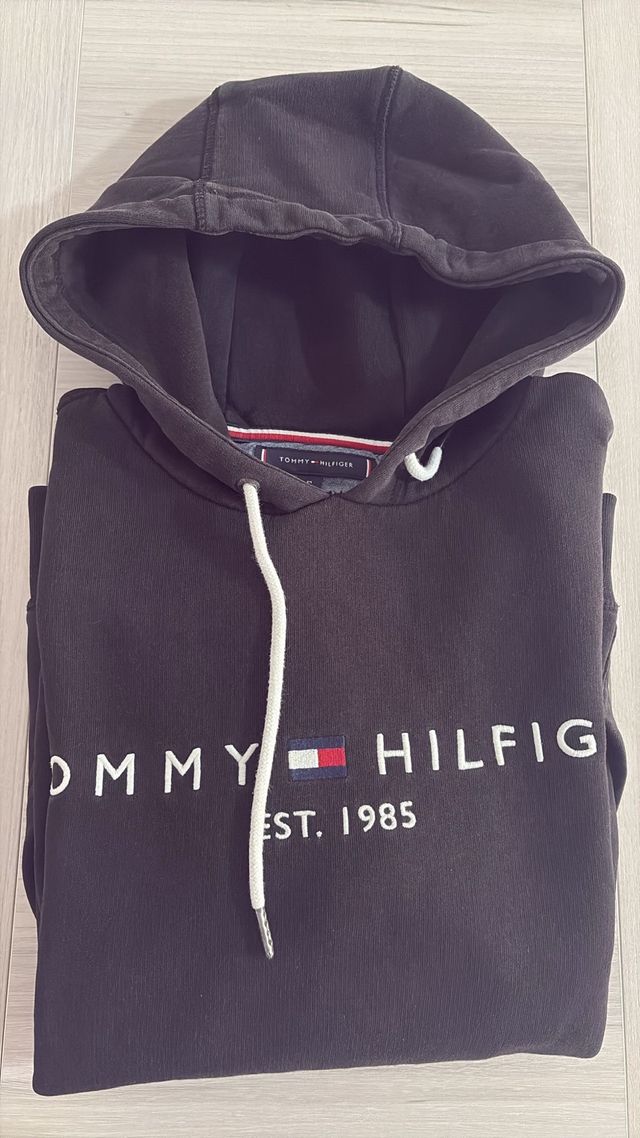 Sudadera Tommy Hilfiger Negra con Capucha unisex