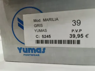 Zapatillas Yumas Talla 39 Nuevas