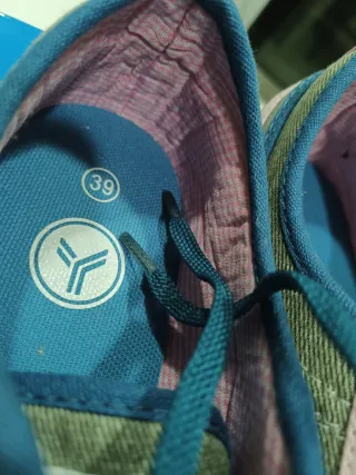 Zapatillas Yumas Talla 39 Nuevas