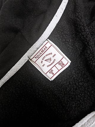 Felpa con cappuccio Pull&Bear nera