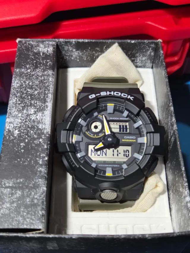 RELOJ CASIO G-SHOCK GA-710TU-1A3ER