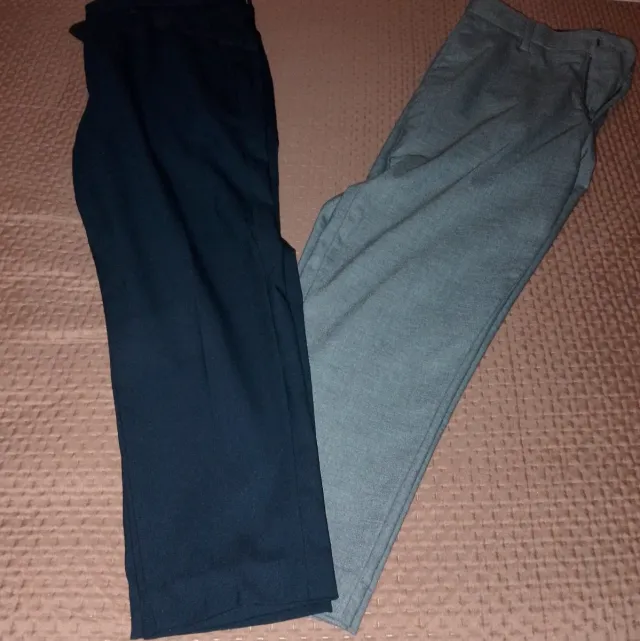 2 Pantaloni Chino Pull&Bear Neri e Grigi