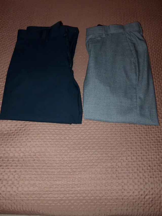 2 Pantaloni Chino Pull&Bear Neri e Grigi