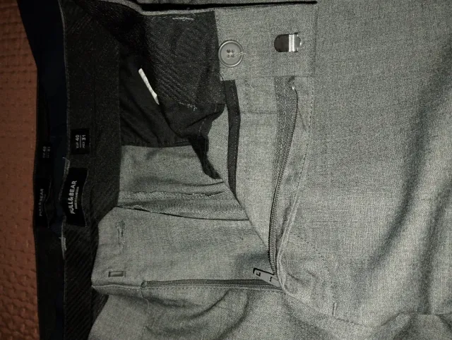 2 Pantaloni Chino Pull&Bear Neri e Grigi